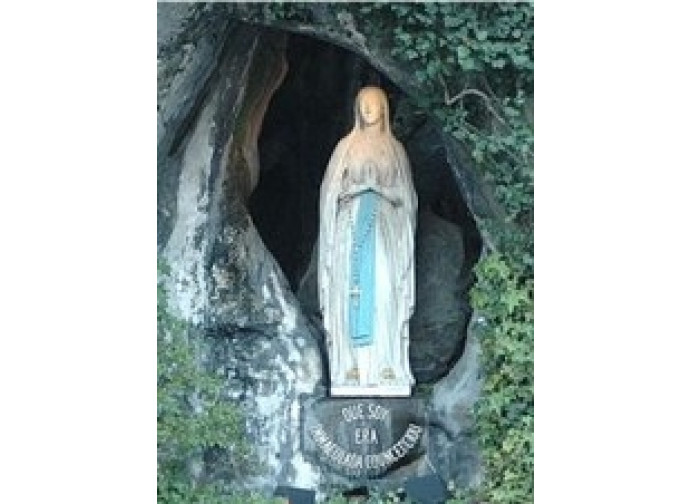 MADONNA DI LOURDES